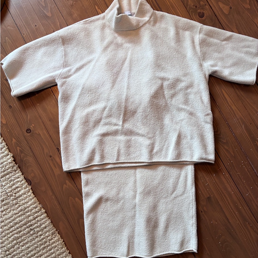 Zara Ivory Short-Sleeve Turtleneck Knit Top and Skirt Set